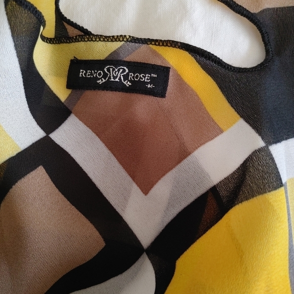 Yellow geometric short scarf by Reno Rose - Picture 7 of 7